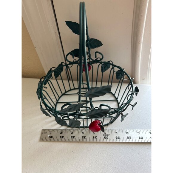 Wire Basket With Artificial Fruit Set - Strawberries Apples Orange Pear Grapes - Picture 8 of 8